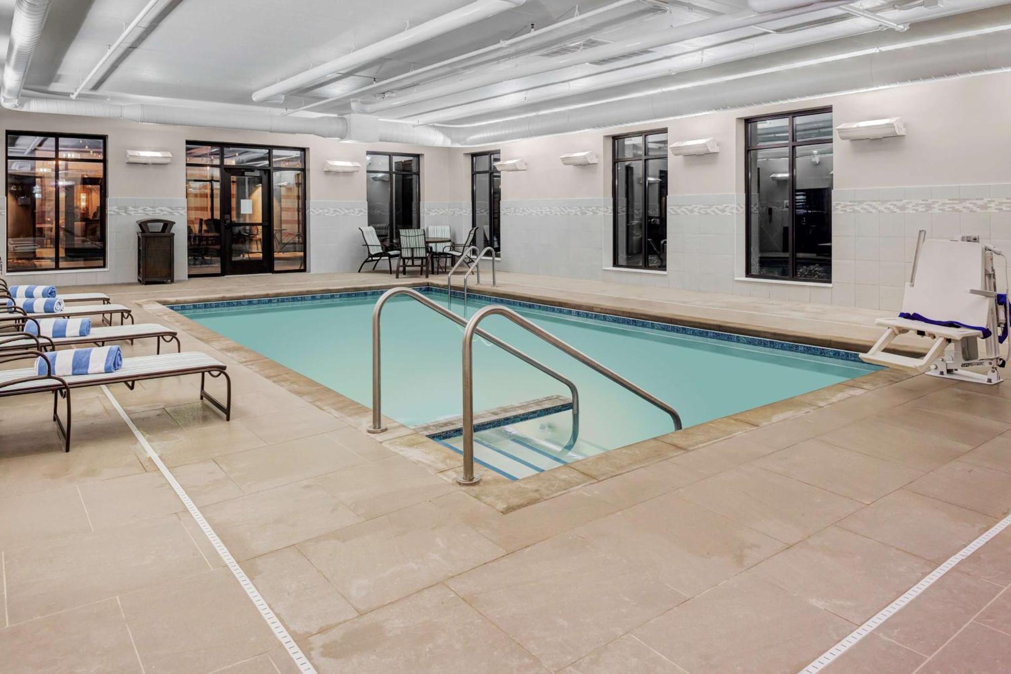 Homewood Suites By Hilton Wauwatosa Milwaukee Exteriör bild